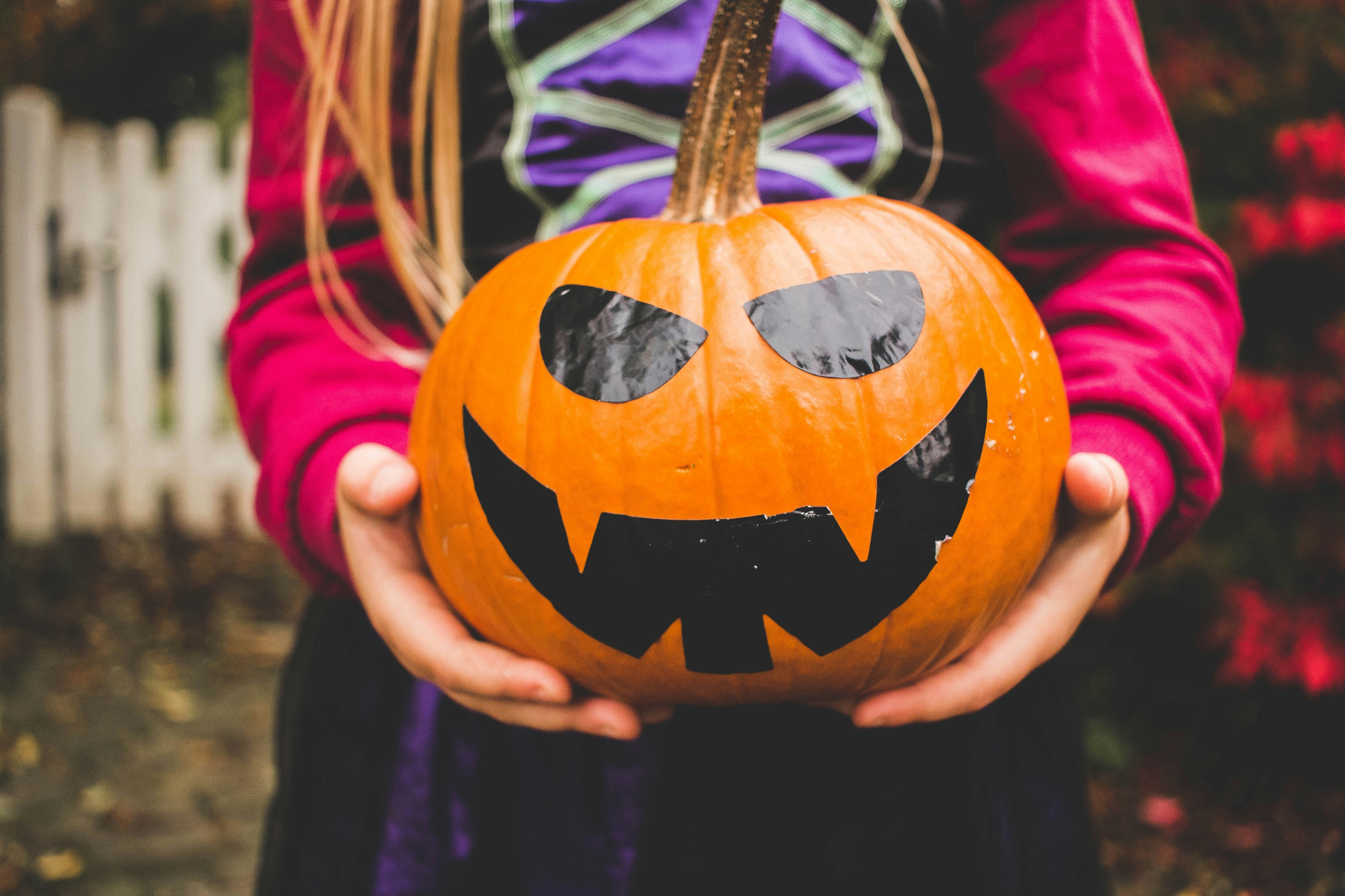 Halloween Graphic Tee Ideas: Find Your Perfect Festive Look
