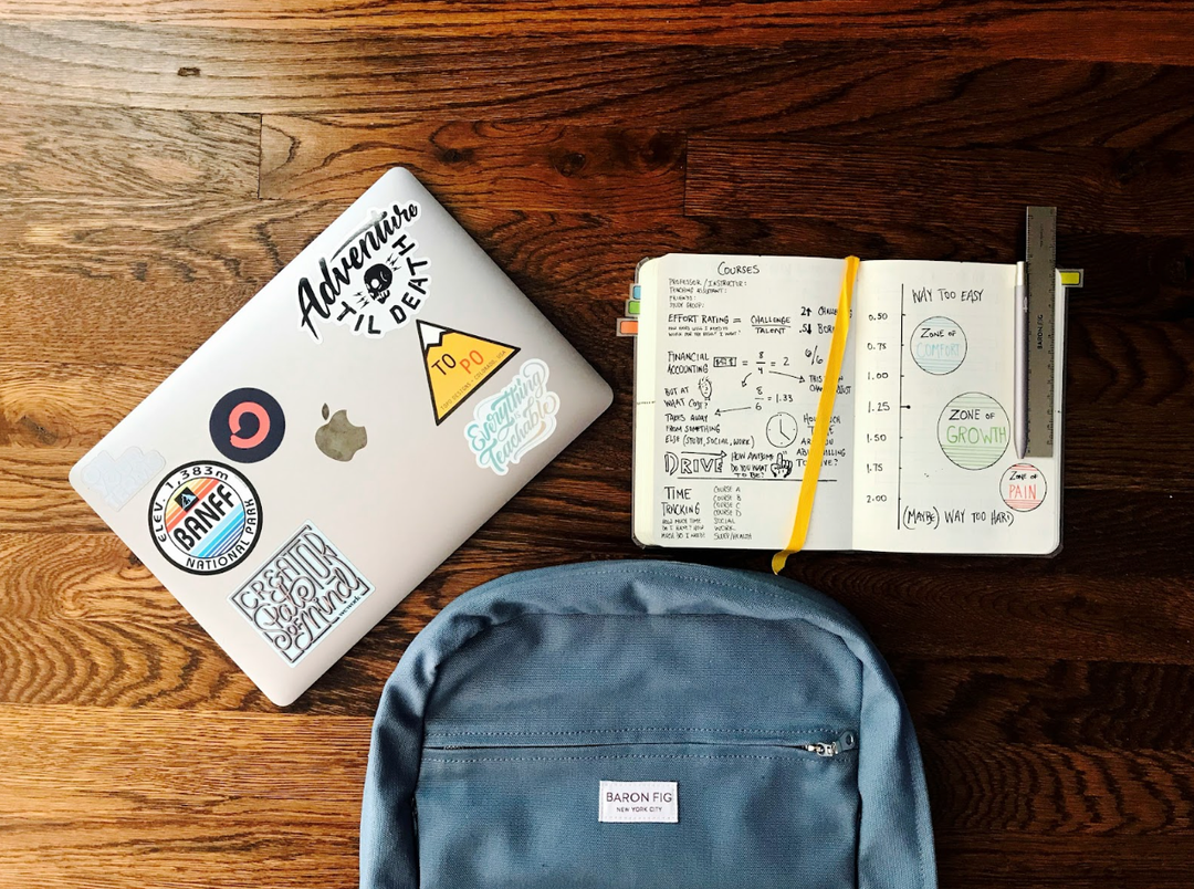 10 Must-Have Graphic Tee Ideas for College Students in 2024