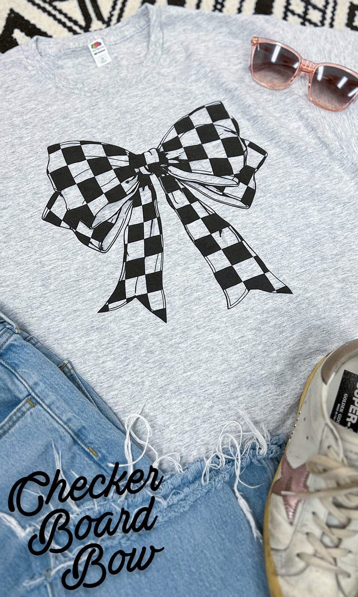 Big On Bows Graphic T-Shirt