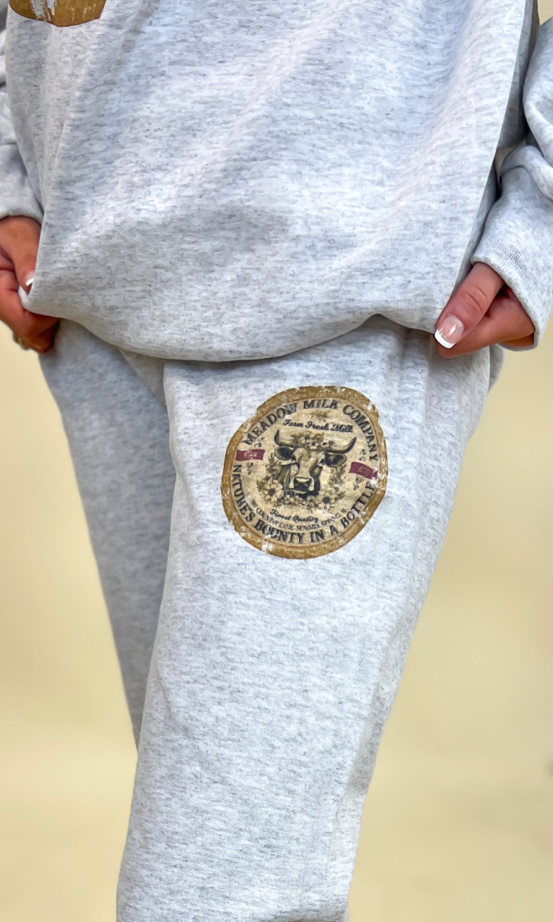 Classic Vintage Label Ash Graphic Sweatpant