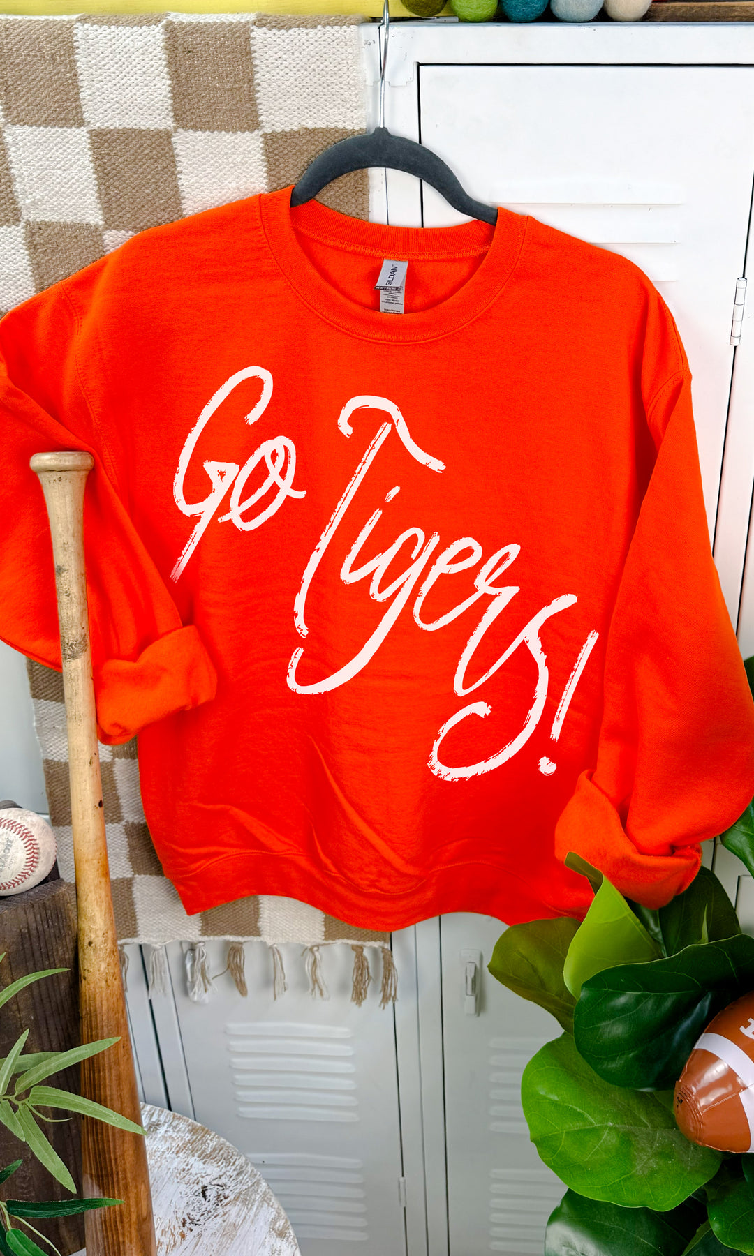 Custom Grunge Spirit Graphic Sweatshirt