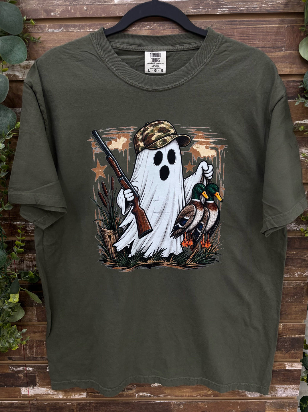 Hunting Ghost  Graphic Comfort Color T-Shirt