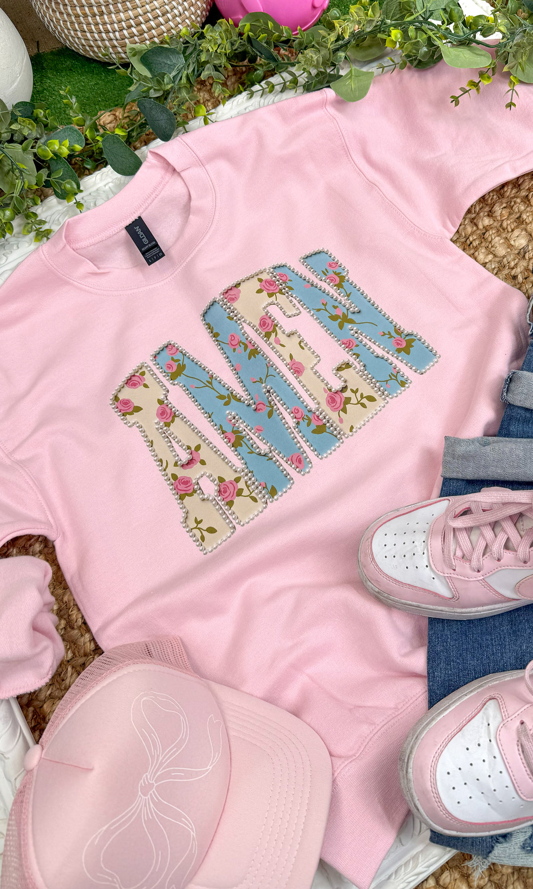 Fancy Pearl Amen Easter Graphic Sweatshirt