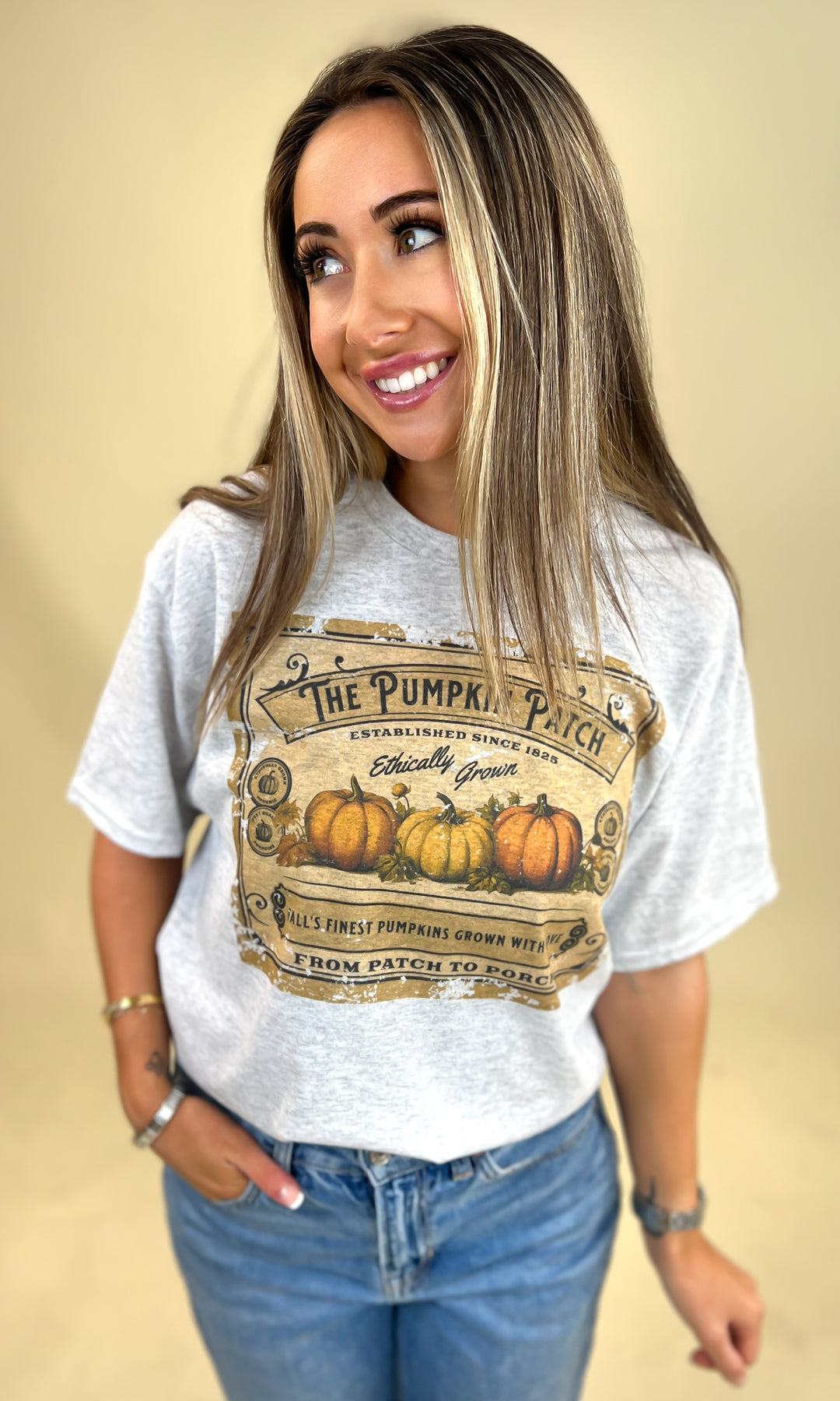 Holiday Vintage Label Graphic Ash T-Shirt