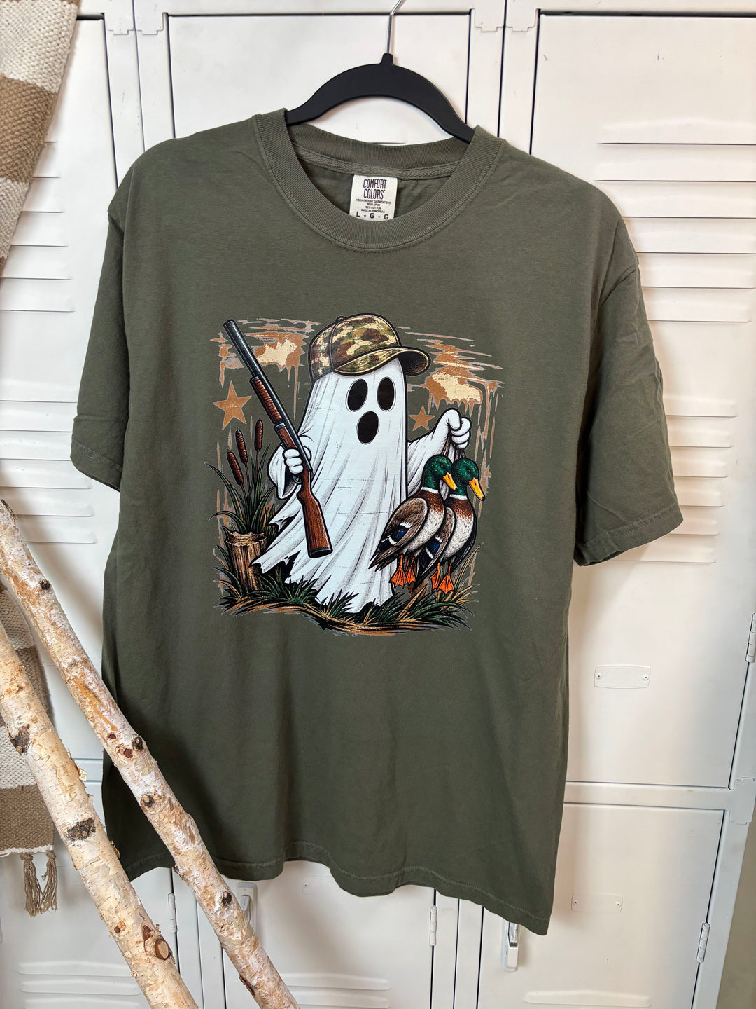 Hunting Ghost  Graphic Comfort Color T-Shirt