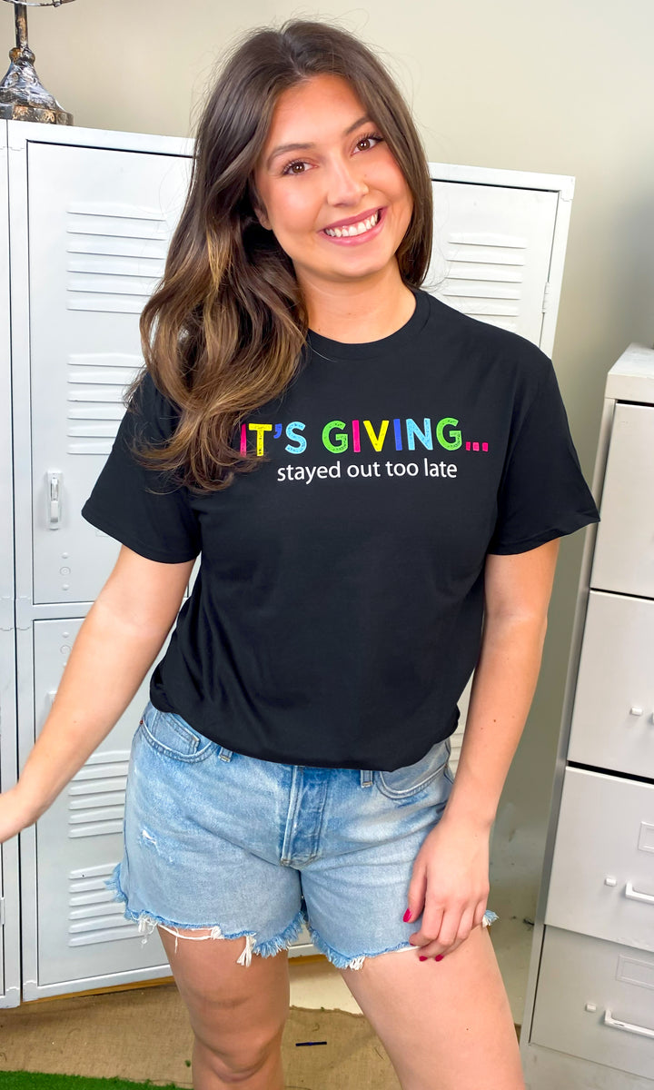 Its Giving Custom Graphic T-Shirt
