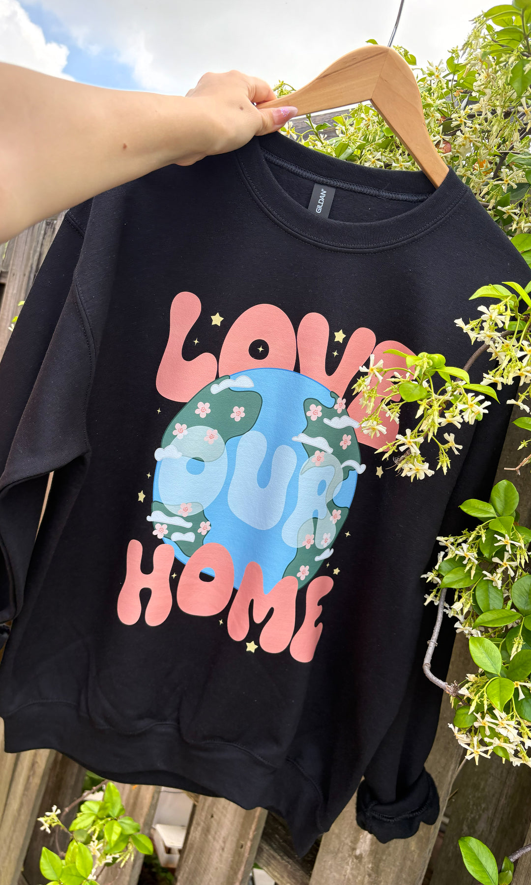 Love Our Home Graphic Sweatshirt