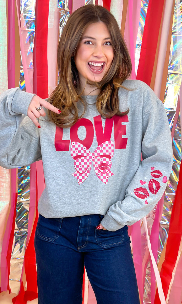 Love Bow Graphic Sweatshirt