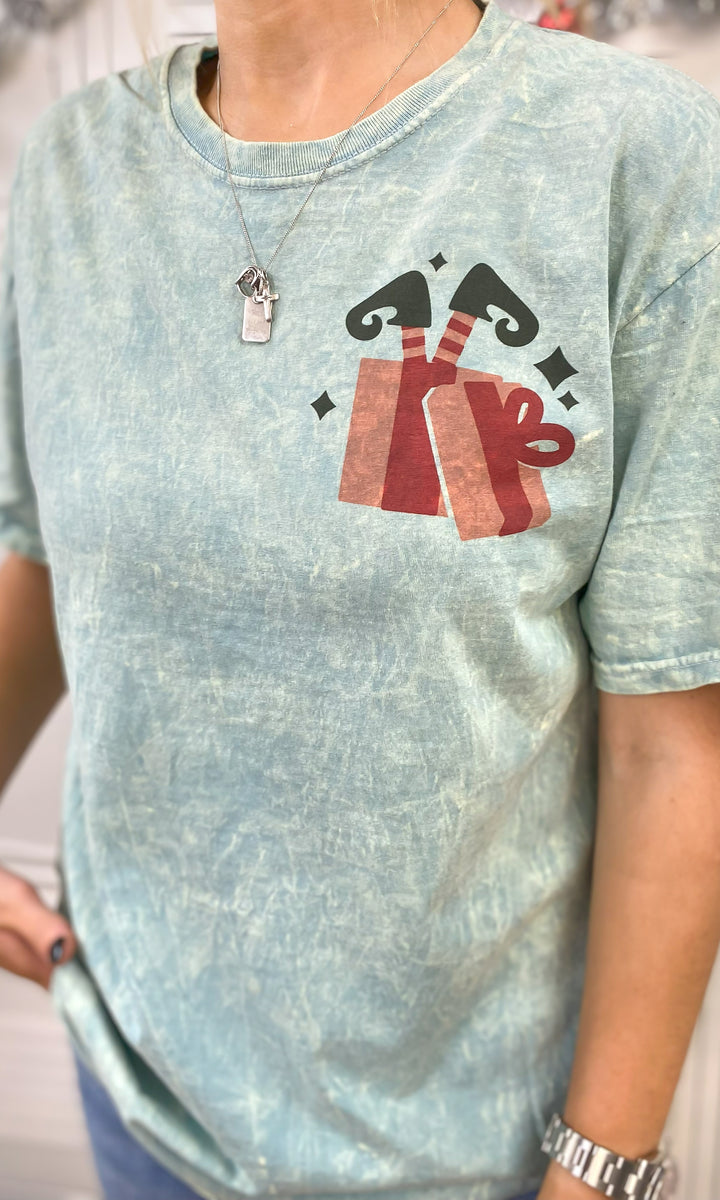 Treat Yo Elf Christmas Graphic Mineral Washed Shirt