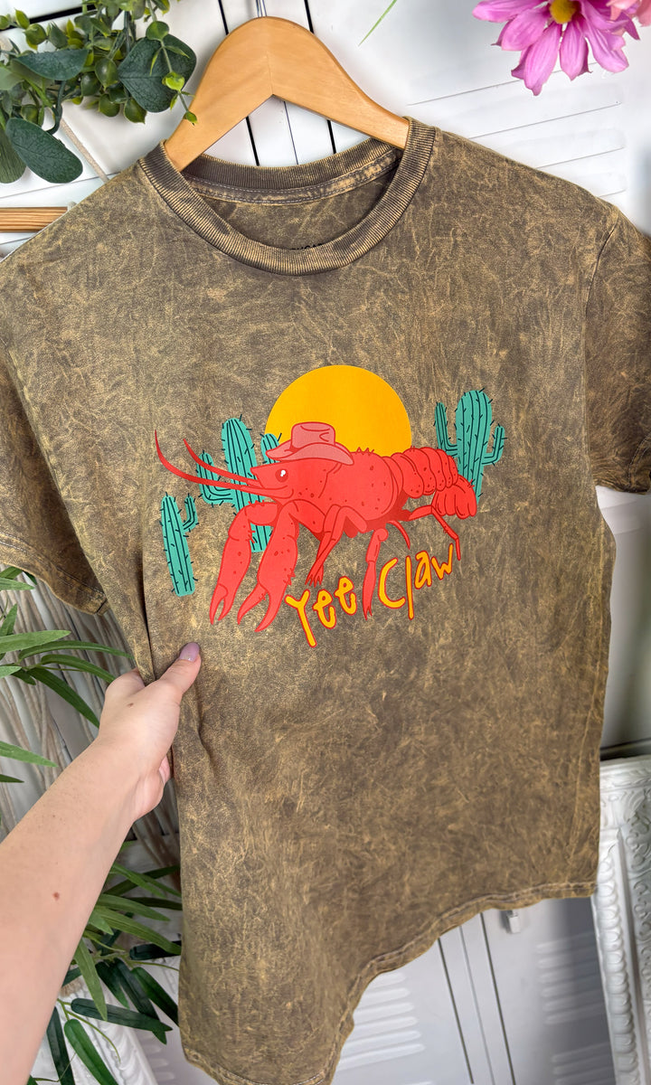 YEE-Claw Mineral Washed Graphic Shirt